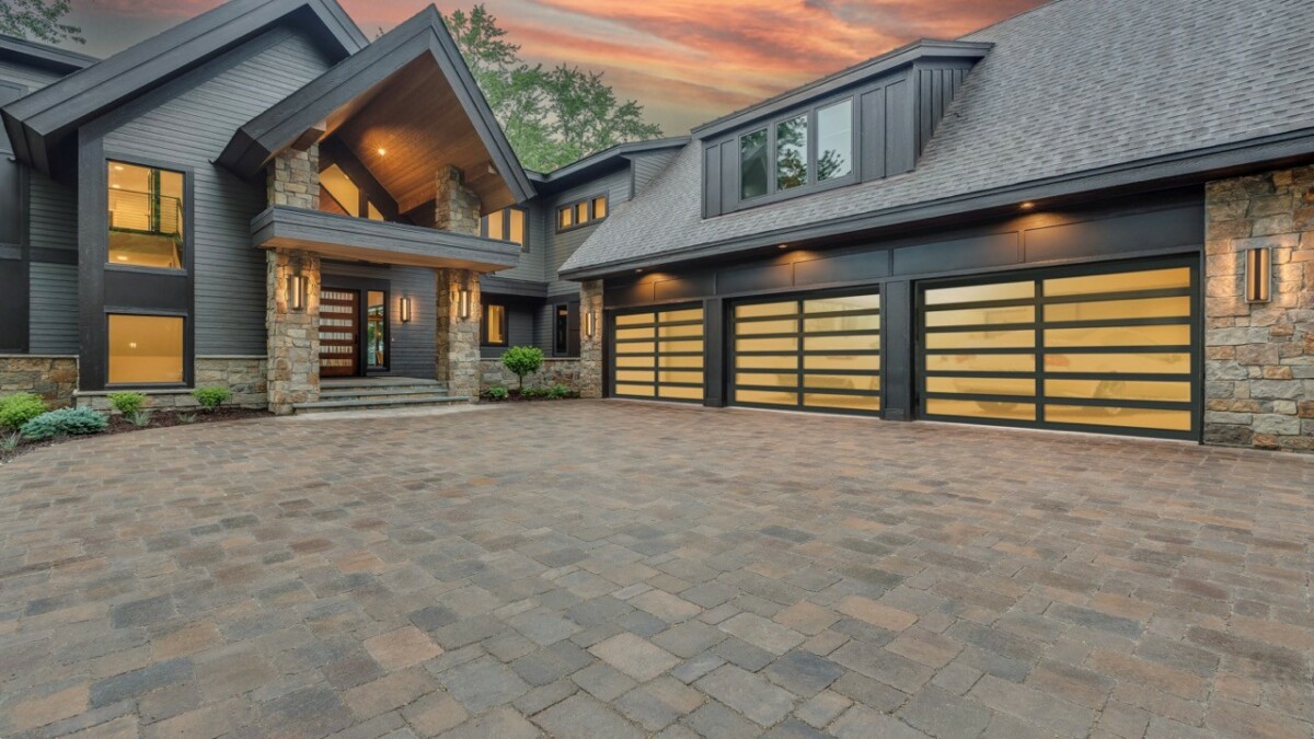 Modern Garage Doors | Gallery & Ideas